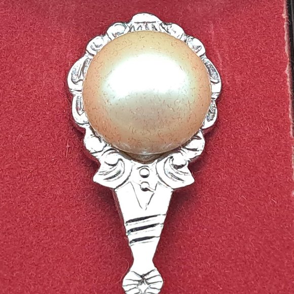 Set of 12 Collectors' Spoons in Boxes from Quebec -St. Bernard de Lacolle - Picture 10 of 11